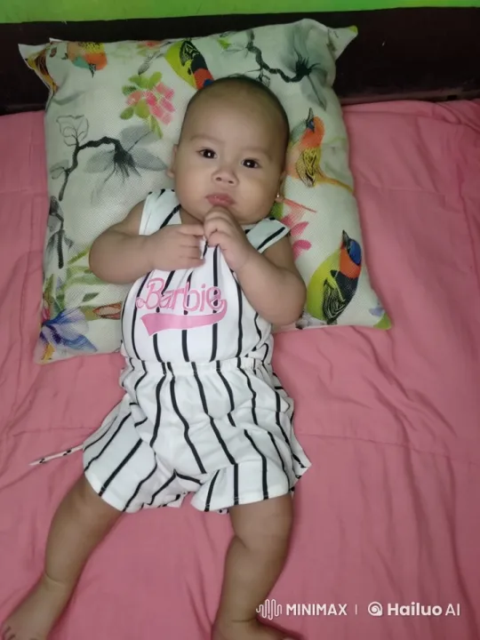 Cheerful Baby Dancing Delightfully in Live2D Animation – AI Generated Video | Hailuo AI