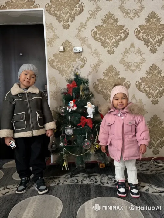 Children's Playful Kungfu Fight by Christmas Tree – AI Generated Video | Hailuo AI