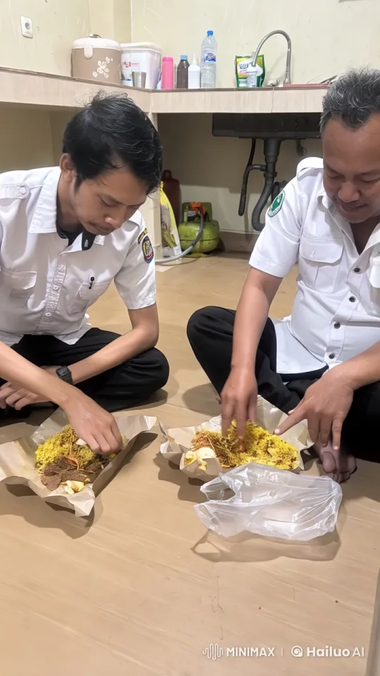 Indoor Meal Transitioning into Synchronized Kungfu Display – AI Generated Video | Hailuo AI