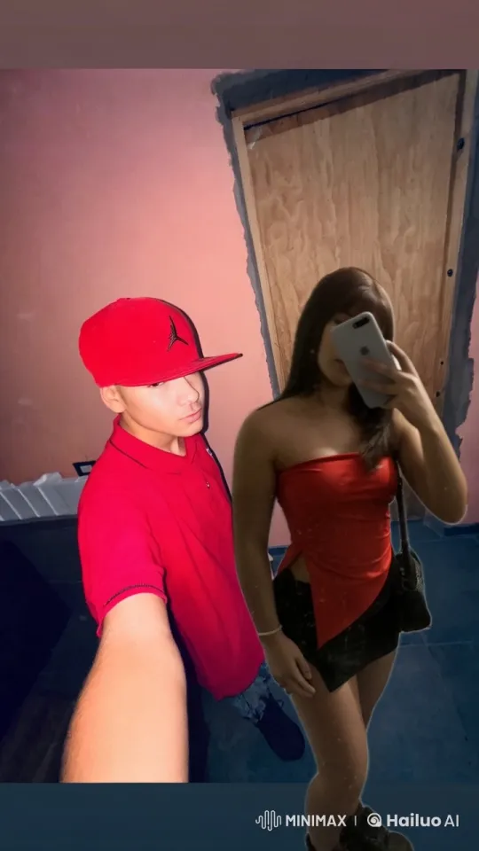 Affectionate Mirror Selfie in a Construction-Set Ambiance – AI Generated Video | Hailuo AI