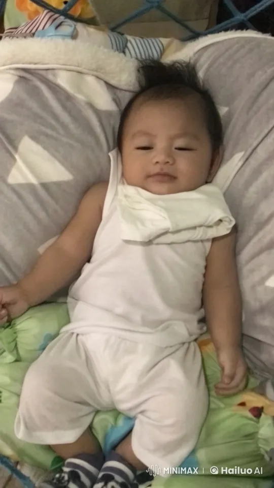 Baby's Joyful Dance and Kung Fu Moves in Live2D Animation – AI Generated Video | Hailuo AI