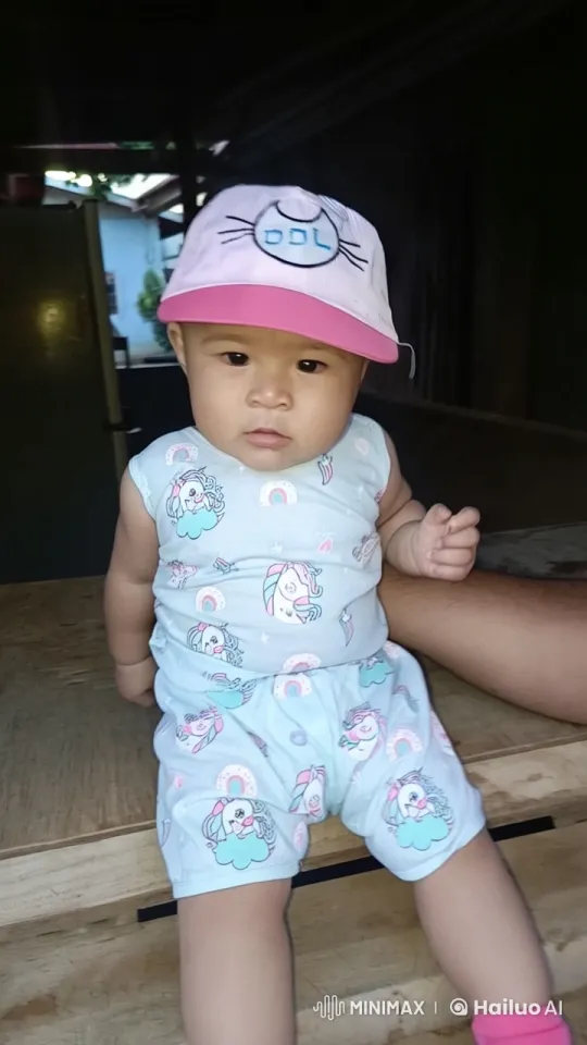 Baby's Joyful Dance and Playful Boxing Routine – AI Generated Video | Hailuo AI