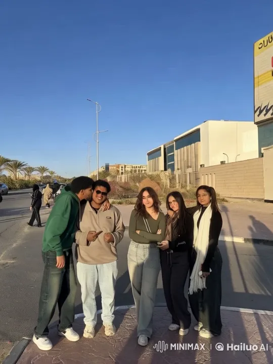 Five Friends Perform Impromptu Kung Fu on Sidewalk – AI Generated Video | Hailuo AI