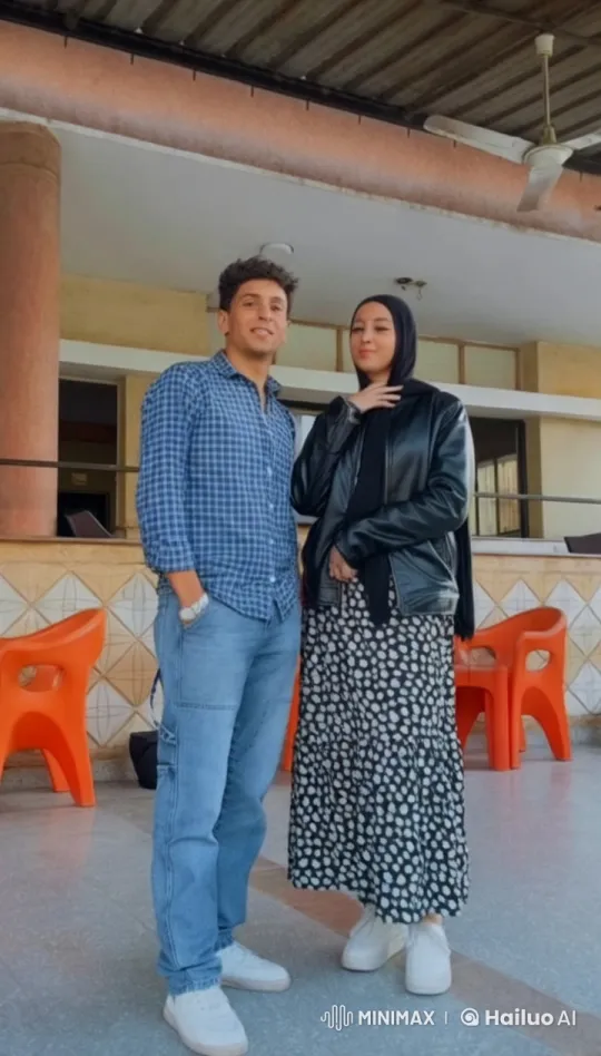 Animated Couple's Playful Confrontation in Live2D – AI Generated Video | Hailuo AI