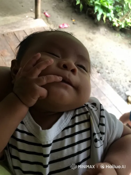 Baby Dancing Joyfully on Rustic Porch – AI Generated Video | Hailuo AI