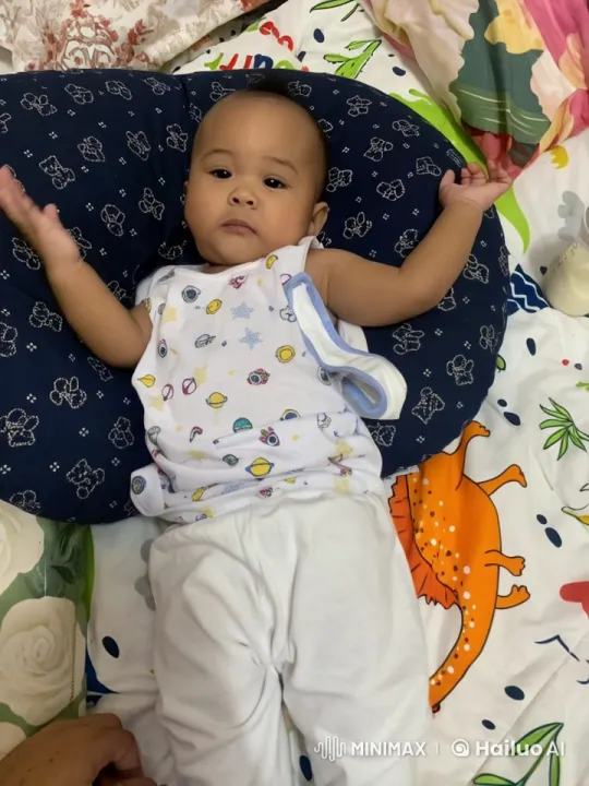 Baby's Joyful Dance and Playful Kung Fu in Live2D Animation – AI Generated Video | Hailuo AI