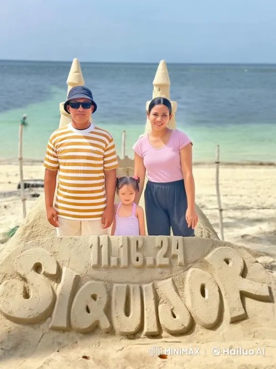 Family Demonstrates Kungfu in Front of Sand Sculpture – AI Generated Video | Hailuo AI