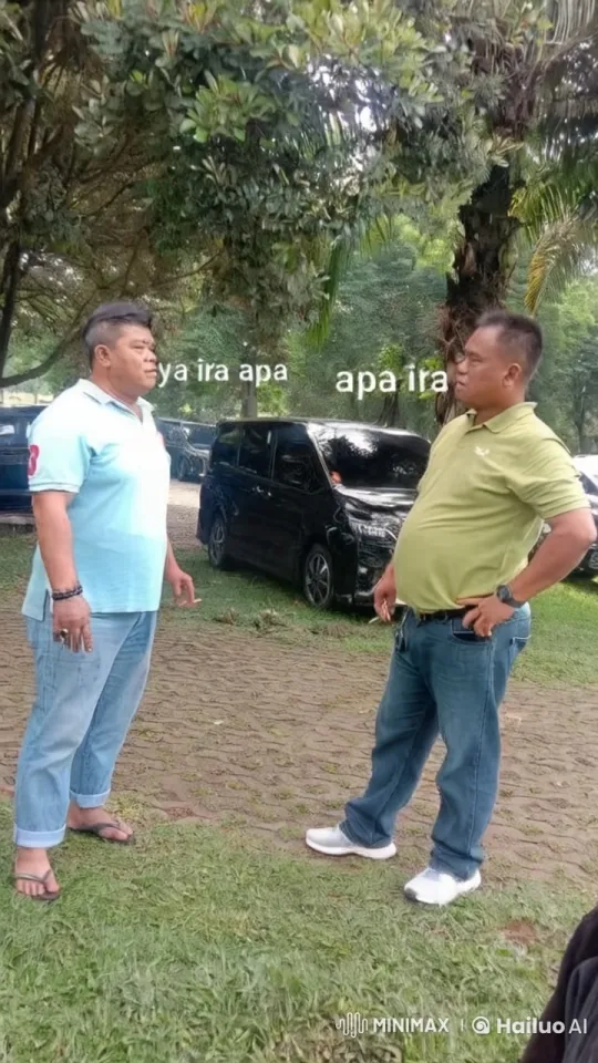 Dynamic Kung Fu Fight in Outdoor Setting – AI Generated Video | Hailuo AI