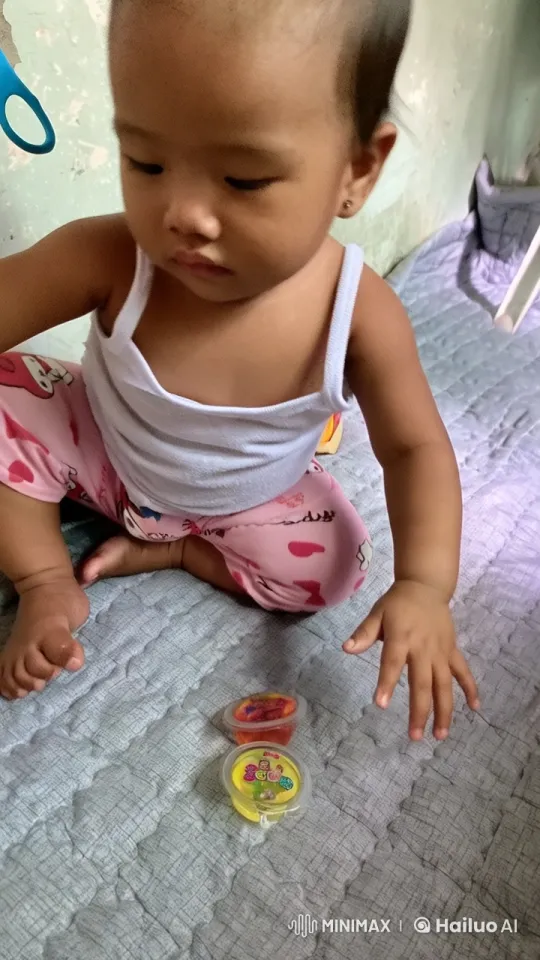 Baby Dancing and Playing in Live2D Animation – AI Generated Video | Hailuo AI