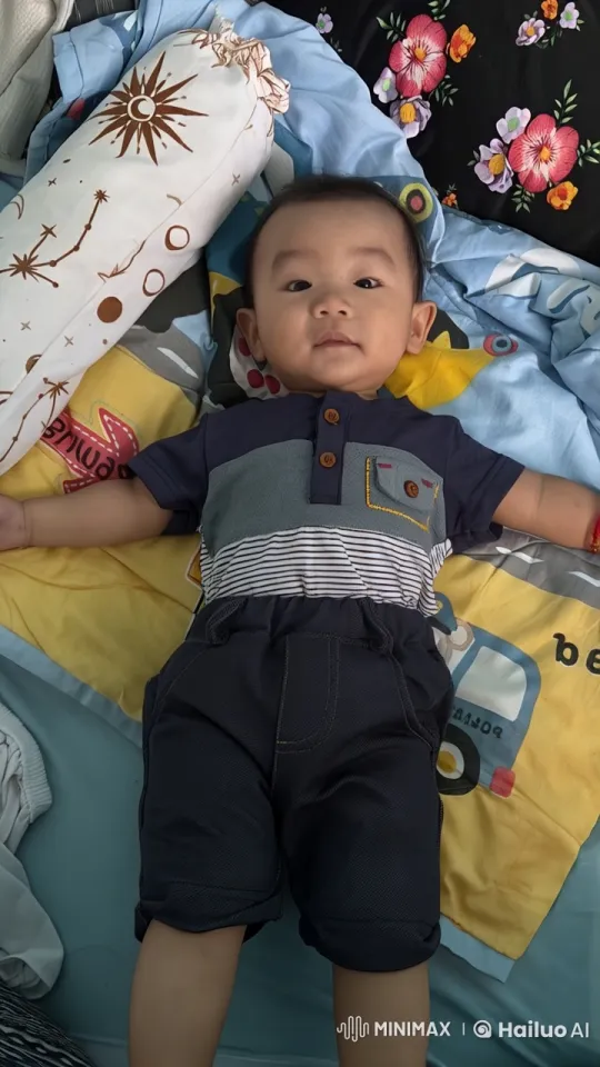 Baby Dancing Joyfully on Colorful Bed in Live2D Animation – AI Generated Video | Hailuo AI