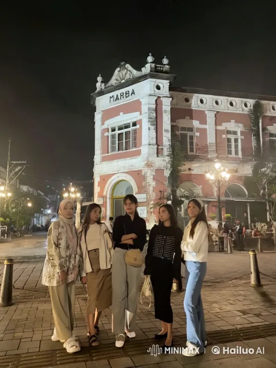 Historic Marba Building: Nighttime Kungfu Showdown – AI Generated Video | Hailuo AI