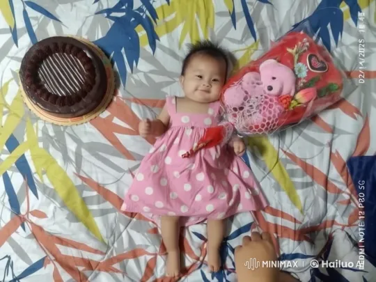 Baby Girl's Energetic Kungfu Display with Teddy Bear Bouquet – AI Generated Video | Hailuo AI