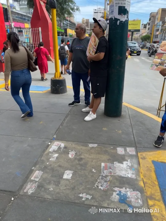 Live2D Street Scene with Surprise Kiss Moment – AI Generated Video | Hailuo AI