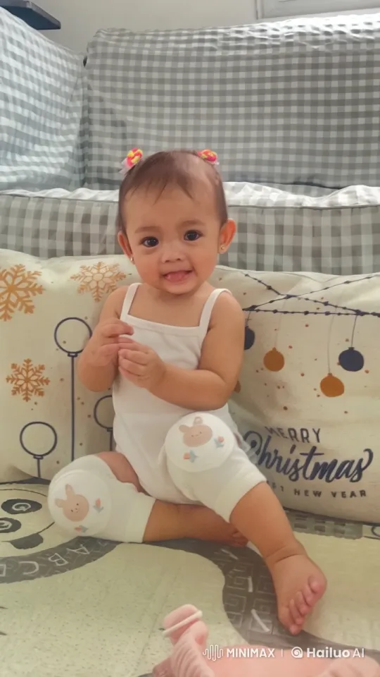 Cute Baby's Joyful Dance and Playful Kung Fu Moves – AI Generated Video | Hailuo AI