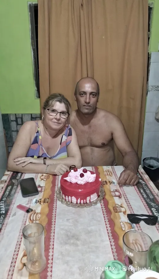 Couple Shares Affectionate Moment at Dining Table – AI Generated Video | Hailuo AI
