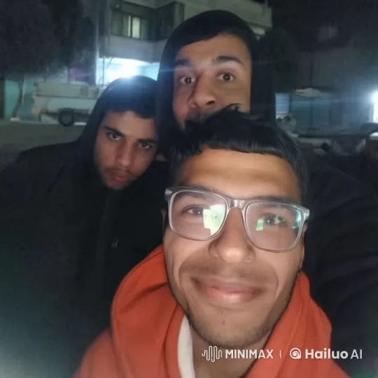 Nighttime Encounter: Polar Bear and Humans Share Tea – AI Generated Video | Hailuo AI