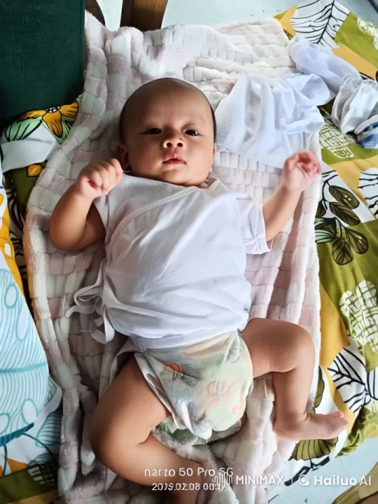 Baby's Animated Journey from Lying to Dancing and Boxing – AI Generated Video | Hailuo AI