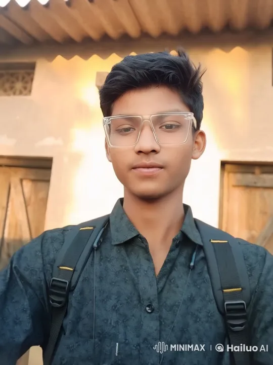 Young Man with Backpack in Golden Hour Light – AI Generated Video | Hailuo AI
