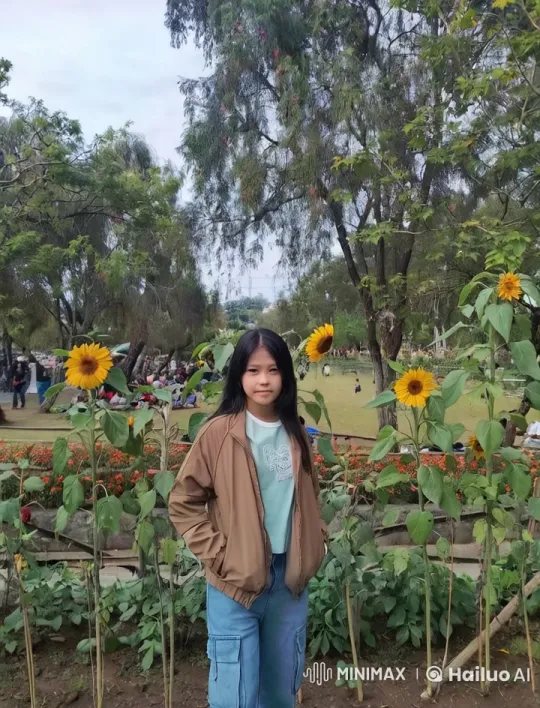 Young Person Salutes Buzz Lightyear in Park Setting – AI Generated Video | Hailuo AI