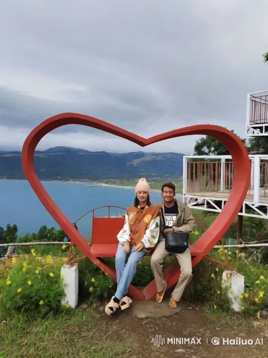 Couple Performs Kung Fu on Heart-Shaped Bench – AI Generated Video | Hailuo AI