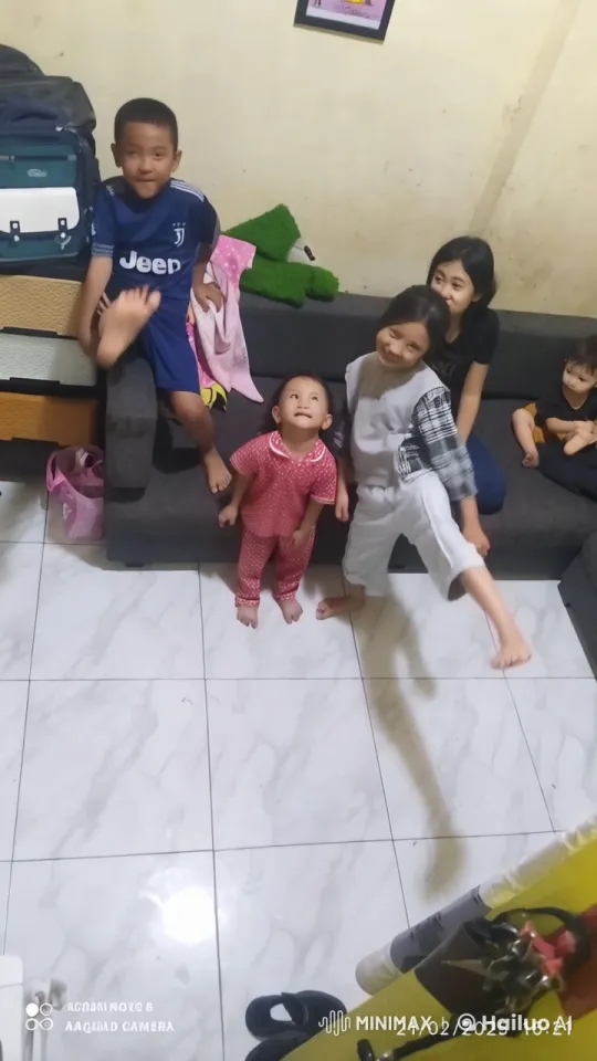 Children's Playful Kung Fu Fight in Live2D Animation – AI Generated Video | Hailuo AI