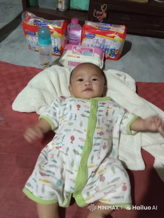 Baby's Playful Kung Fu Moves in Live2D Animation – AI Generated Video | Hailuo AI