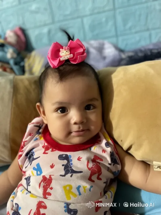 Baby Dances Enthusiastically in Dinosaur Onesie – AI Generated Video | Hailuo AI