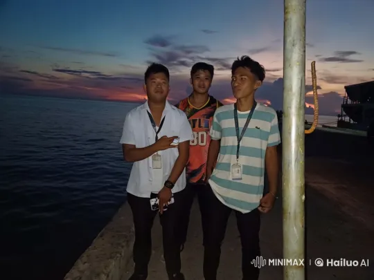 Sunset Dock: Dynamic Kungfu Performance – AI Generated Video | Hailuo AI