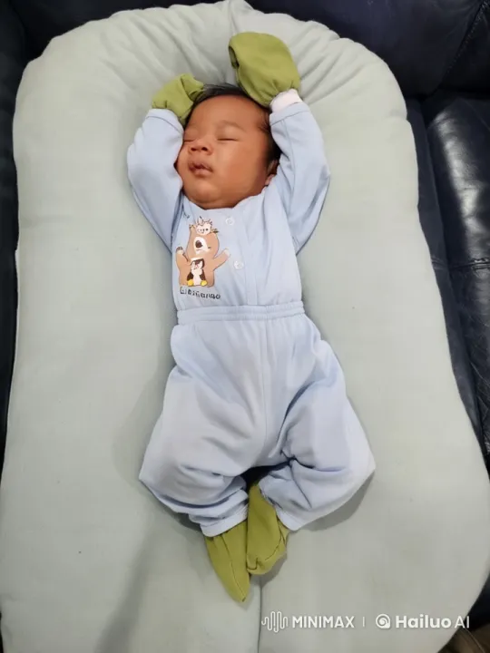 Baby Dancing in Live2D Animation – AI Generated Video | Hailuo AI