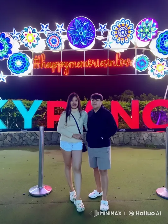 Couple's Animated Kung Fu in Festive Park Setting – AI Generated Video | Hailuo AI