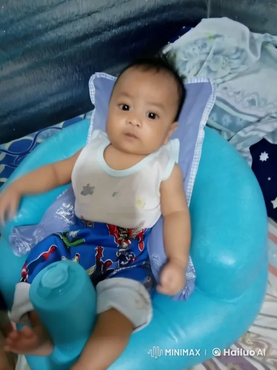 Baby Superhero Mimics Kung Fu Moves in Live2D Animation – AI Generated Video | Hailuo AI
