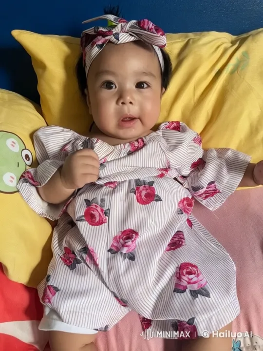Baby Dances Joyfully in Colorful Live2D Animation – AI Generated Video | Hailuo AI