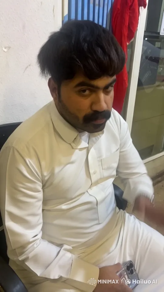 Traditional Attire Person Smoking Indoors - Live2D Animation – AI Generated Video | Hailuo AI