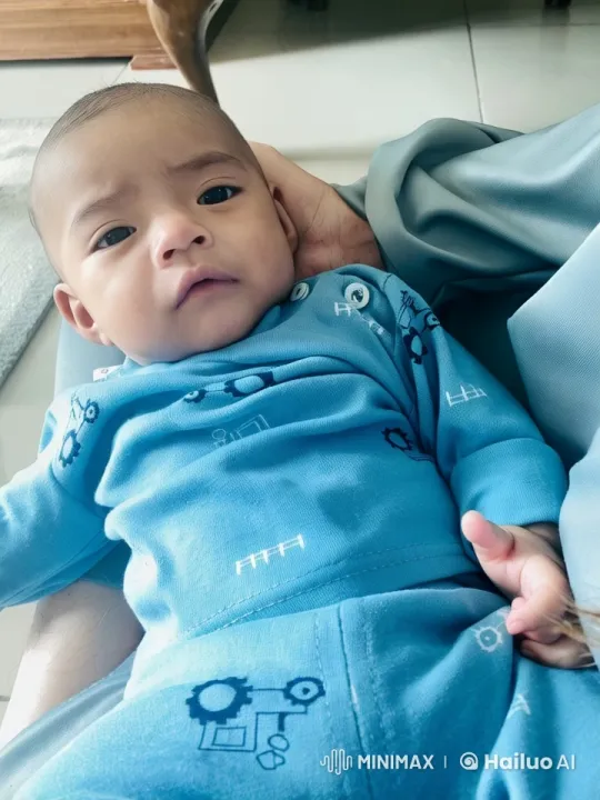 Baby Dances and Boxes in Tech-Themed Outfit – AI Generated Video | Hailuo AI