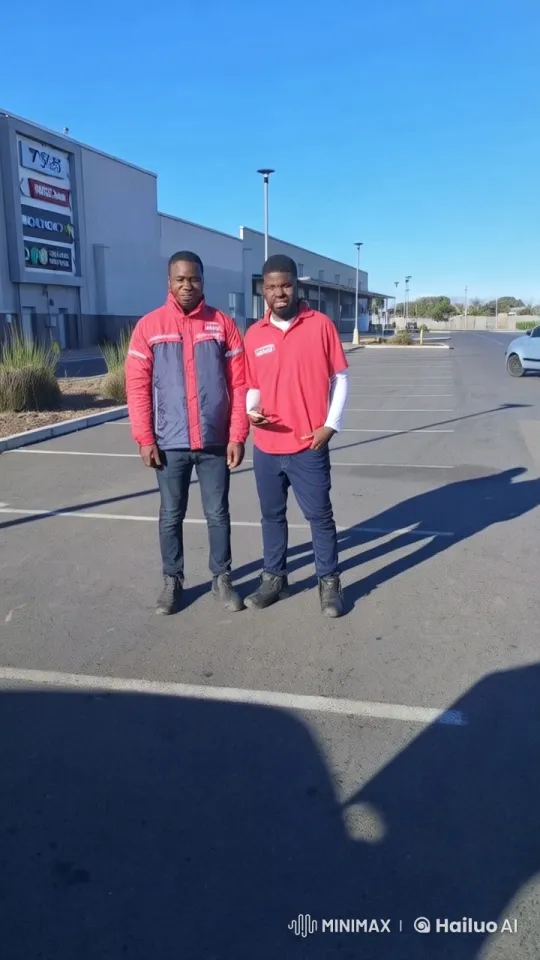 Live2D: Kung Fu Practitioners in Parking Lot Displaying Skills – AI Generated Video | Hailuo AI