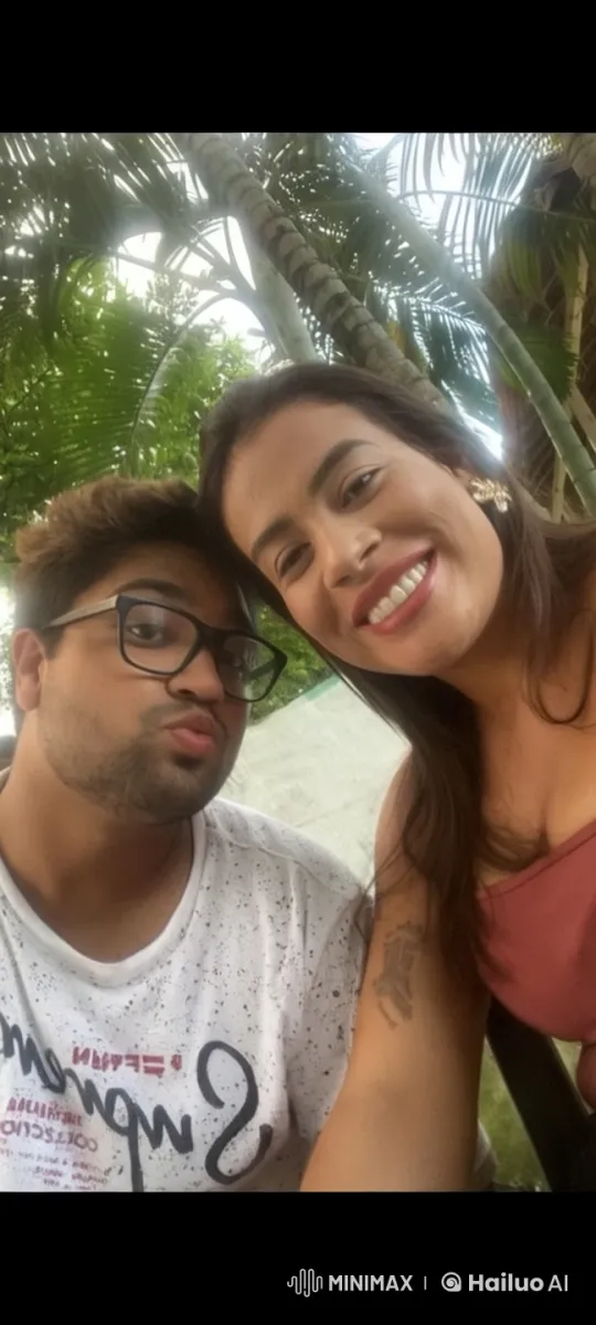 Romantic Couple Shares Intimate Moment in Tropical Setting – AI Generated Video | Hailuo AI