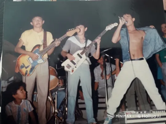 Animated Band Performs with Energetic Vibes in Live2D – AI Generated Video | Hailuo AI
