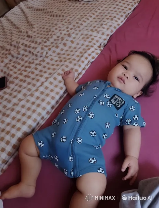 Baby's Playful Journey: Boxing, Dancing, and Kungfu – AI Generated Video | Hailuo AI