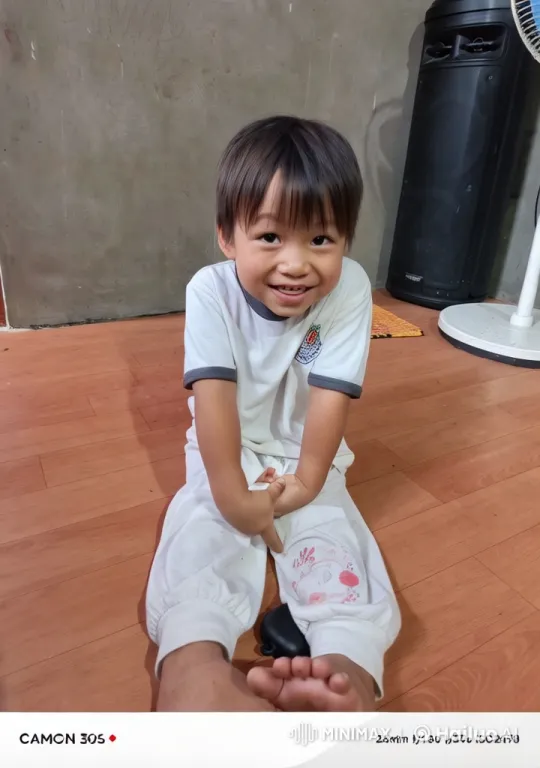 Child Enthusiastically Performs Animated Dance and Kung Fu – AI Generated Video | Hailuo AI