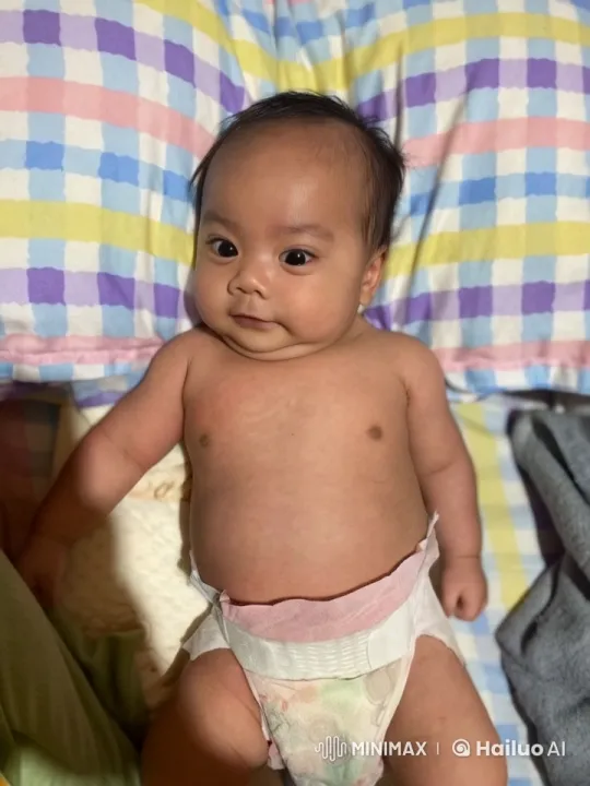 Baby's Playful Kung Fu Dance on Live2D Pillow – AI Generated Video | Hailuo AI