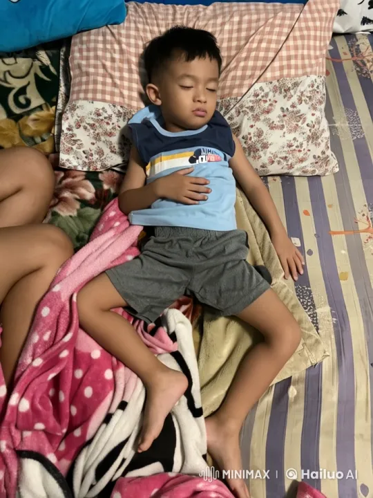 Child's Joyful Dance in Cozy Bedroom Setting – AI Generated Video | Hailuo AI
