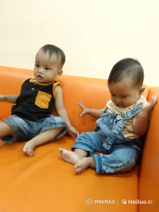 Children's Playful Kung Fu Performance in Live2D Animation – AI Generated Video | Hailuo AI