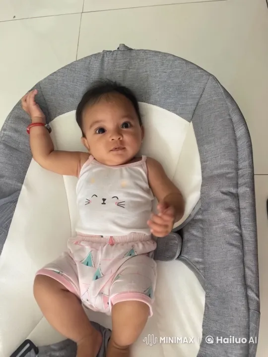 Baby's Playful Exercise and Dance Moves – AI Generated Video | Hailuo AI