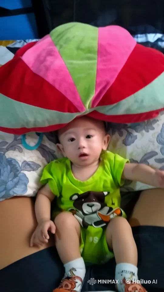 Baby's Joyful Dance and Kung Fu Moves – AI Generated Video | Hailuo AI