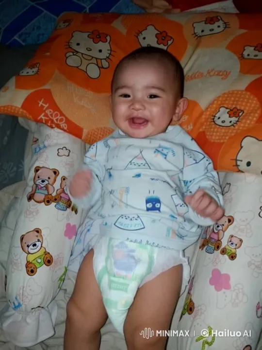 Baby Dances and Does Kung Fu in Cozy Bedroom – AI Generated Video | Hailuo AI