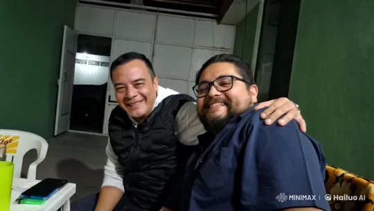 Affectionate Men Share Intimate Kiss in Cozy Setting – AI Generated Video | Hailuo AI
