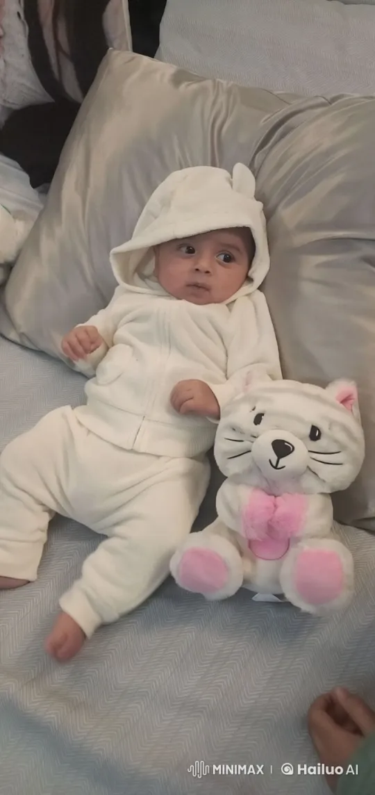 Baby Dances and Does Kungfu on Bed with Plush Cat – AI Generated Video | Hailuo AI