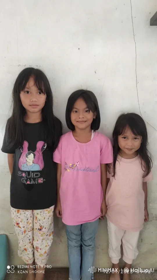 Young Girls Perform Impressive Kungfu Moves – AI Generated Video | Hailuo AI