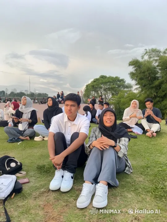 Live2D Animated Kungfu Performance by Young Pair – AI Generated Video | Hailuo AI