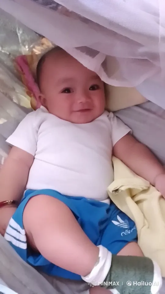 Baby's Joyful Dance in Animated Live2D Video – AI Generated Video | Hailuo AI